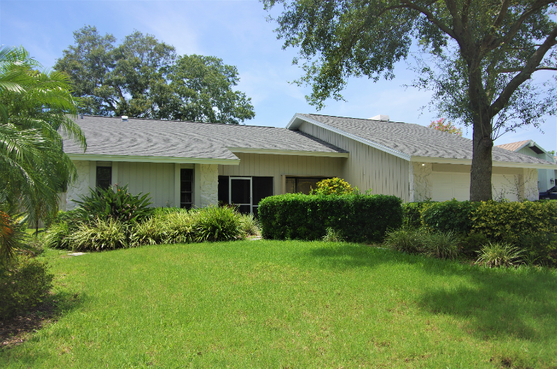 Palm Harbor House: 2528 Tradewinds Trl