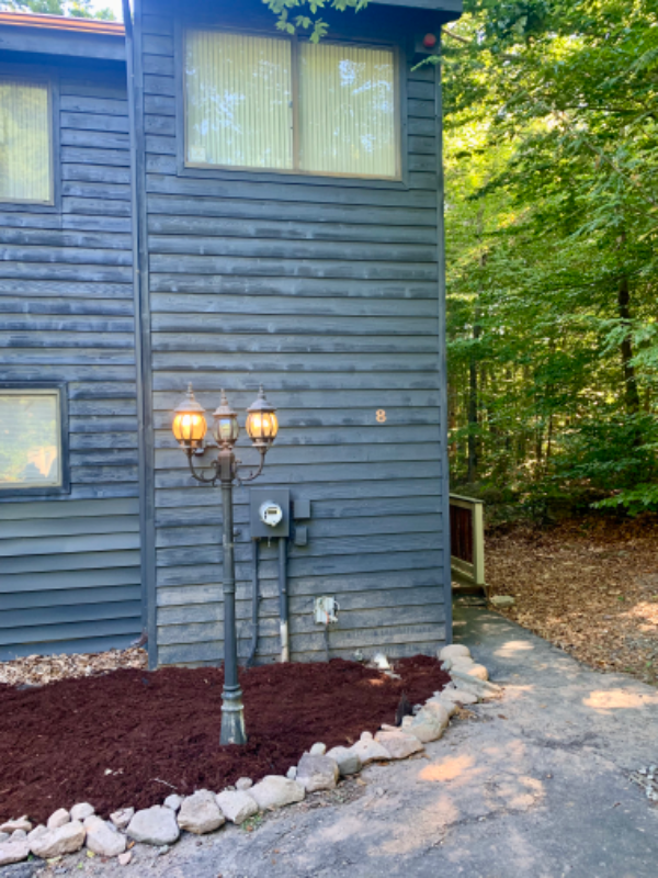 Woodridge Townhome: 8 Alpine Drive