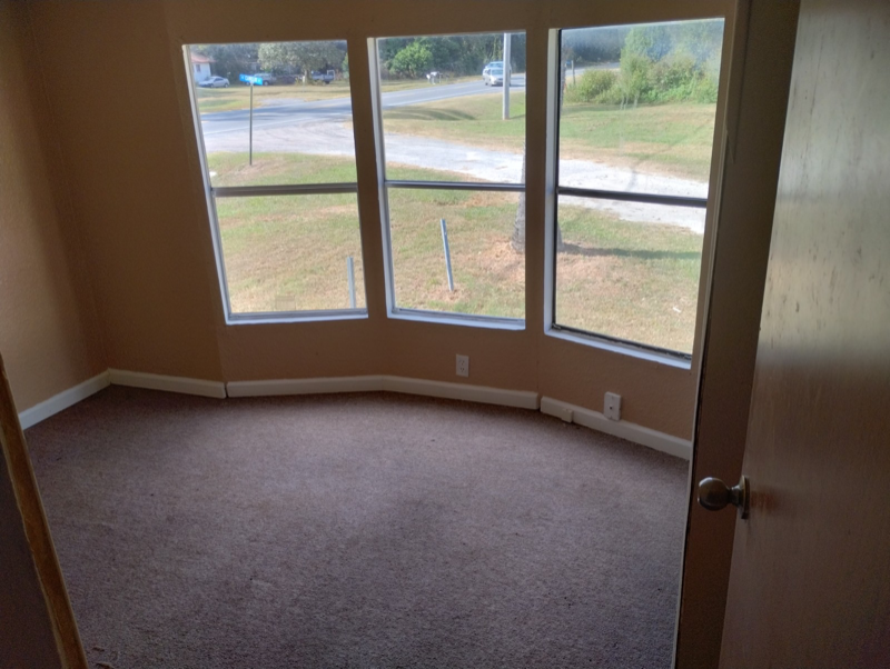 Lake City Other: 120 SE Camelot Loop