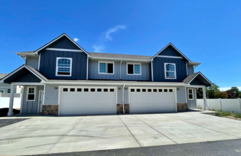 Yakima Condo: 663 S 83rd Ave