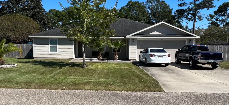 Navarre House: 2410 Salamanca St