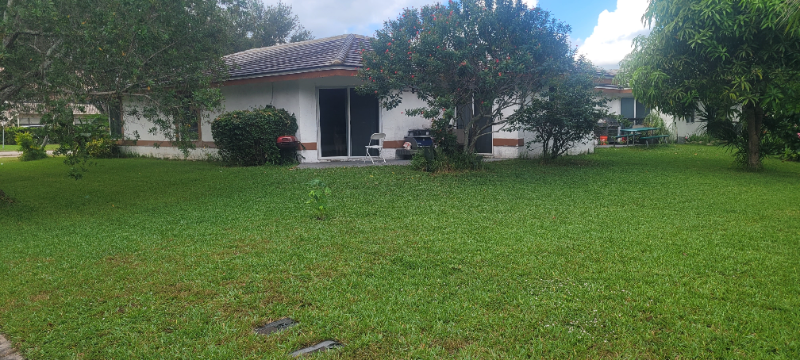 Coral Springs House: 11511 NW 36 St