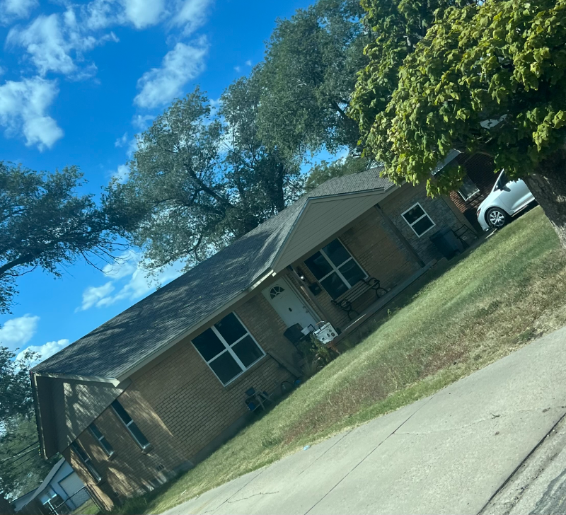 Amarillo House: 4216 S Travis