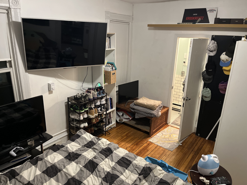 Minneapolis House: 1435 Marshall St NE