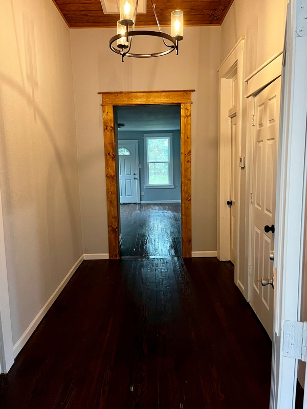 Waco House: 1104 N 11th St