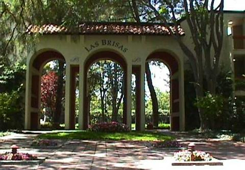 Santa Clara Condo: 1730 Halford Ave.