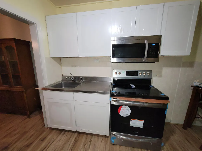 Darby Townhome: 429 S 3rd Street