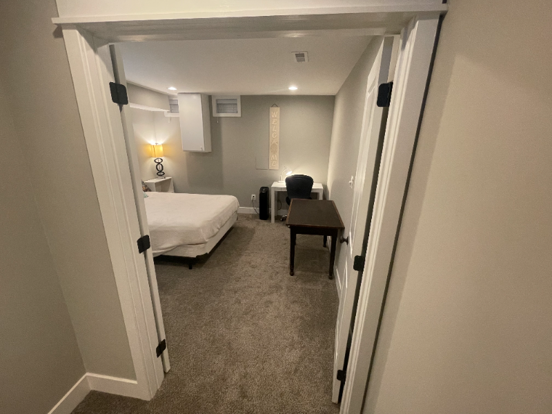 Baltimore Townhome: 3405 - LL Front of House Room