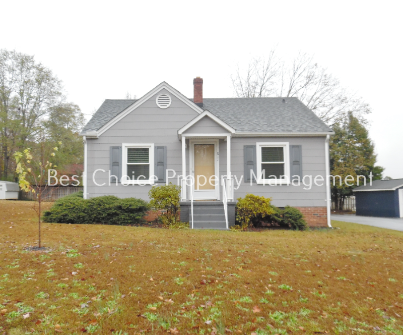Easley House: 811 S B St