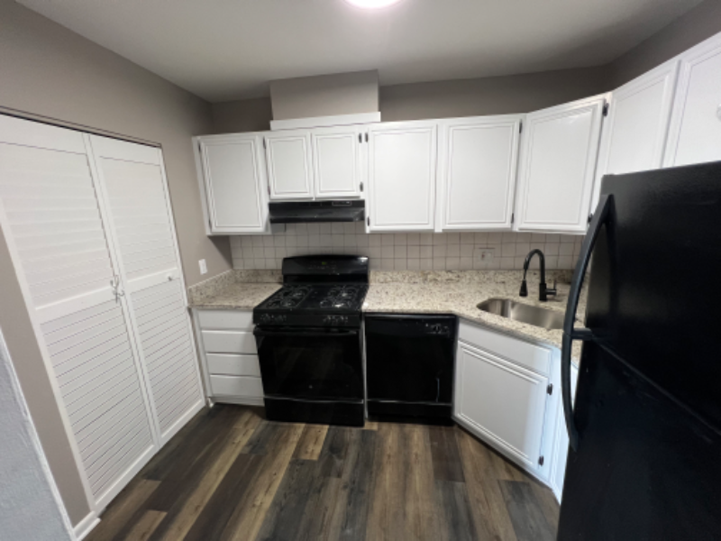 Temple Hills Condo: 3136 Brinkley Rd