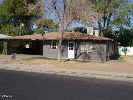 Mesa Multiplex: 530 N Drew St W