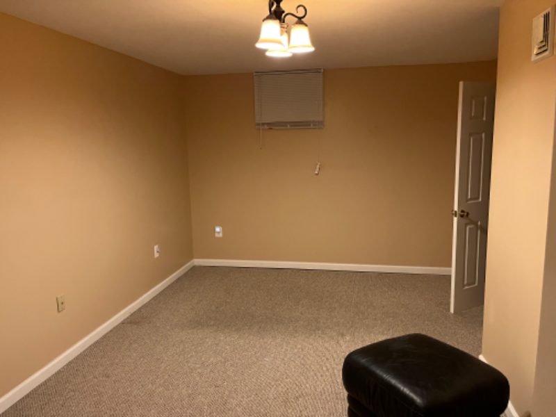 Waldorf House: 12072 Beaumaris Ct
