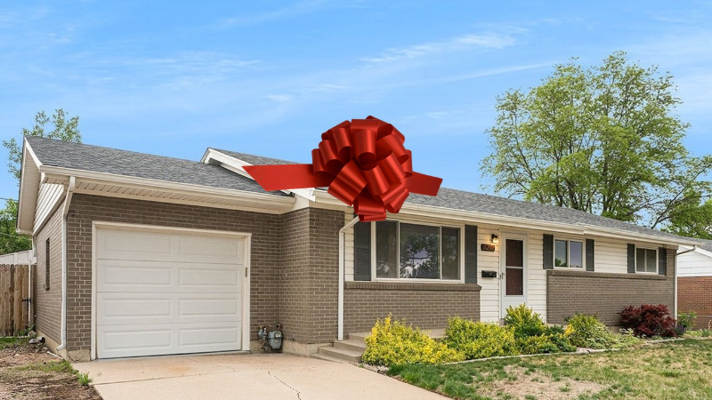Northglenn House: 11272 lafayette street