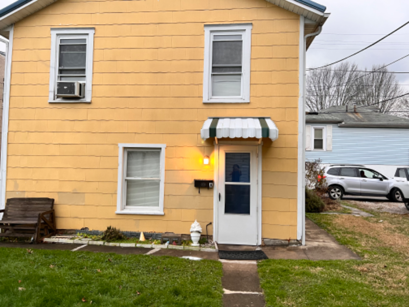 South Charleston Apartment: 108 1/2 A 3rd Ave