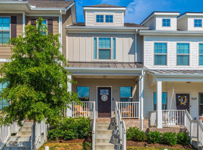 Antioch Townhome: 1527 White Tip Ln