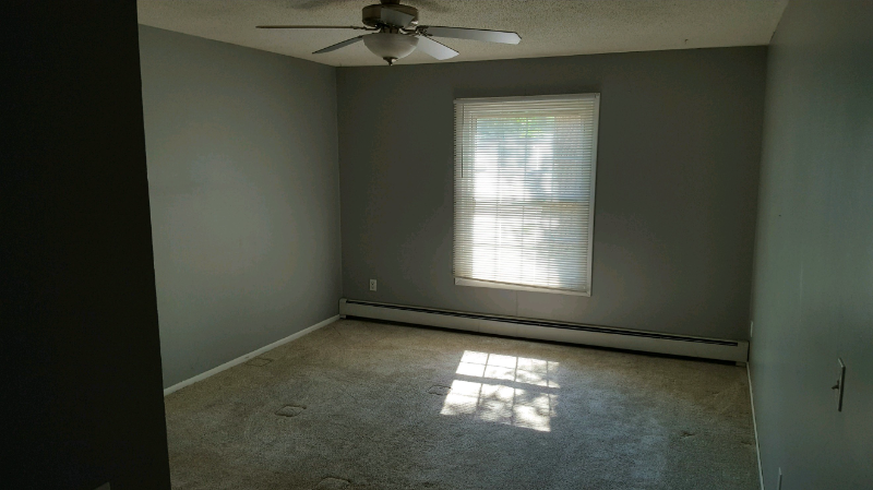 Saint Louis Park House: 4612 Cedar Lake Rd