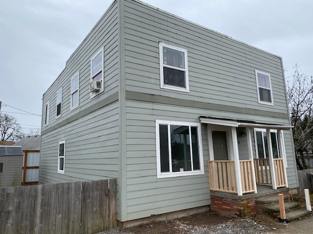 Millersburg Townhome: 3238 Knox Butte Ave