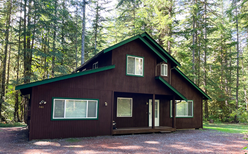 Deming House: 7481 Miller Way