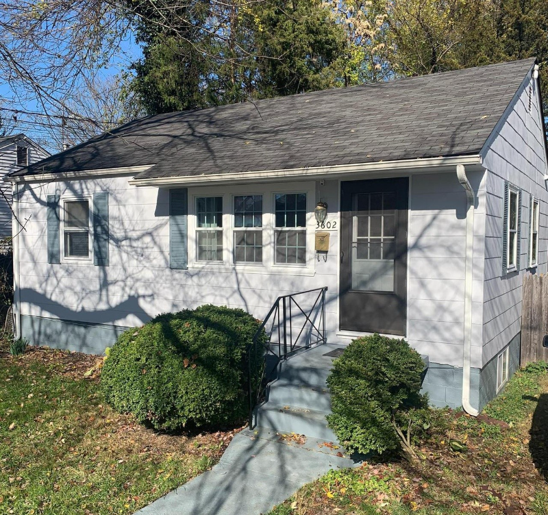 Brentwood House: 3602 Allison Street