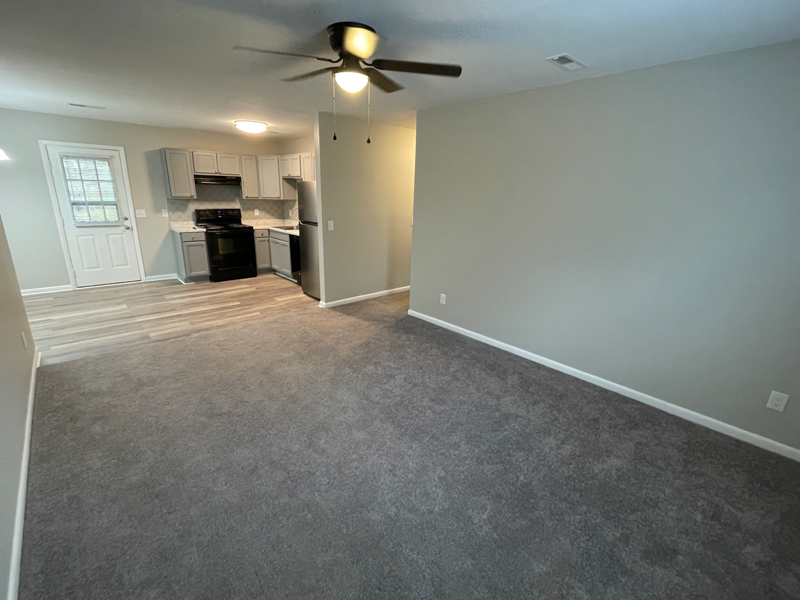 Shallotte House: 84 Parkview Pl NW