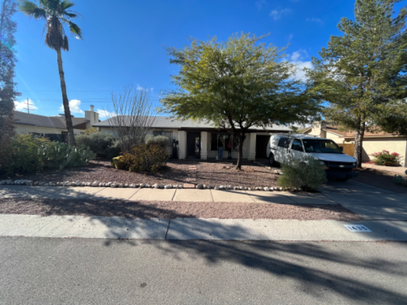 Tucson House: 1436 s gecko rd