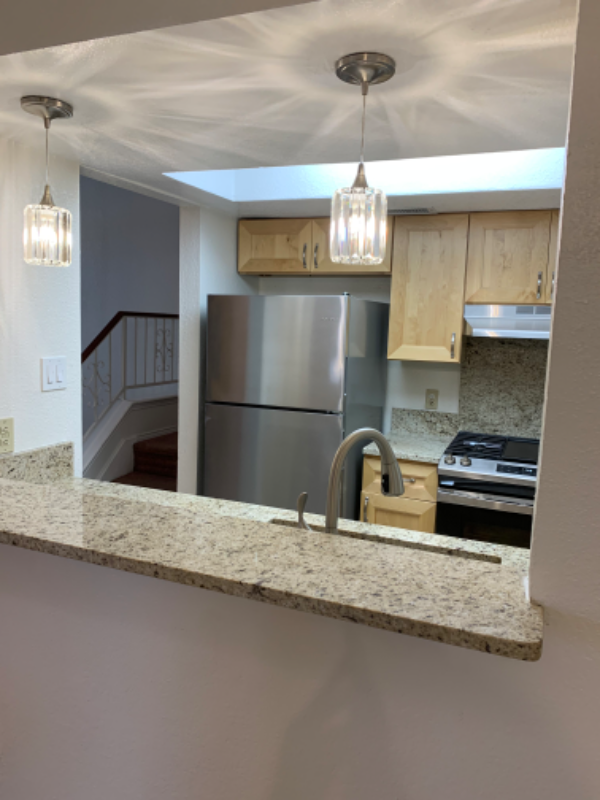 El Paso Townhome: 1567 Greg Powers
