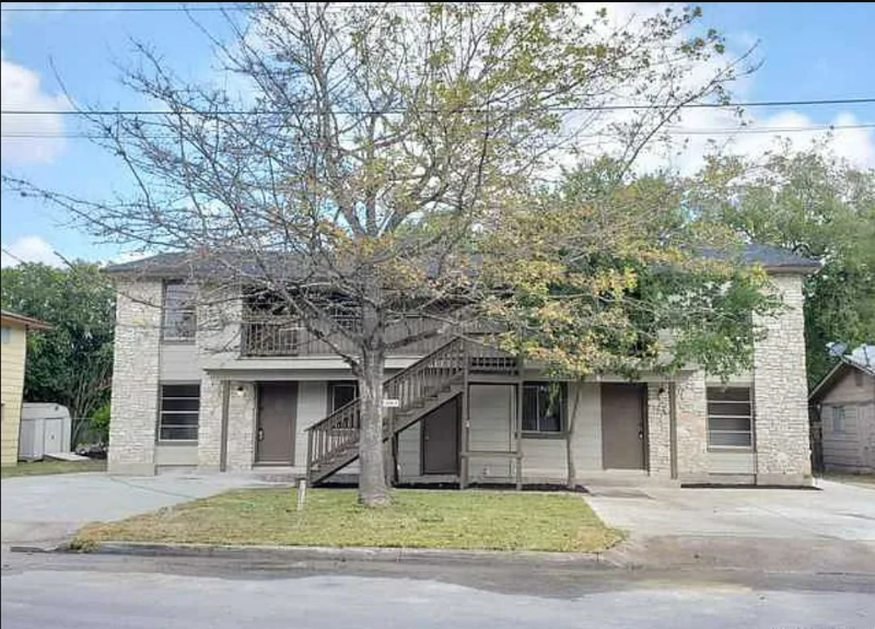 Universal City House: 607 W Byrd Blvd, Universal City, TX 78148