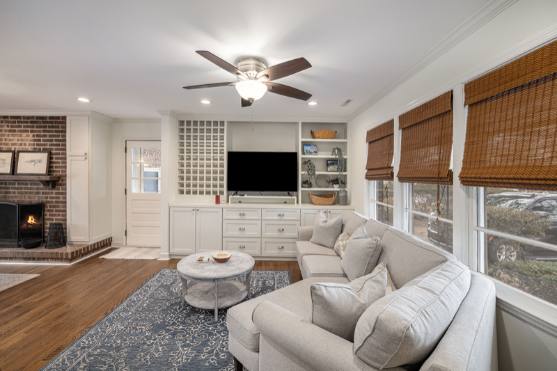 CHARLESTON House: 826 SYMMES DR