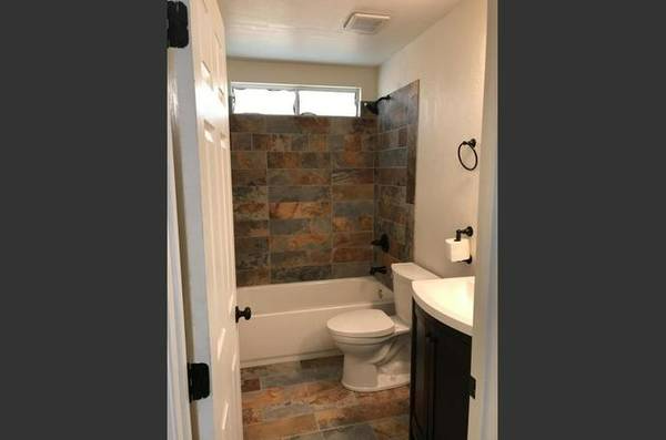 gilbert House: 4160 e betsy ln