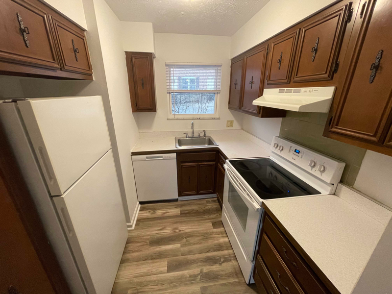 Huntington Townhome: 3 Hapgood Hl