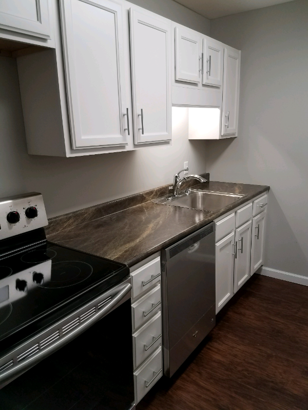 Bluffton Apartment: 403 County Line Rd
