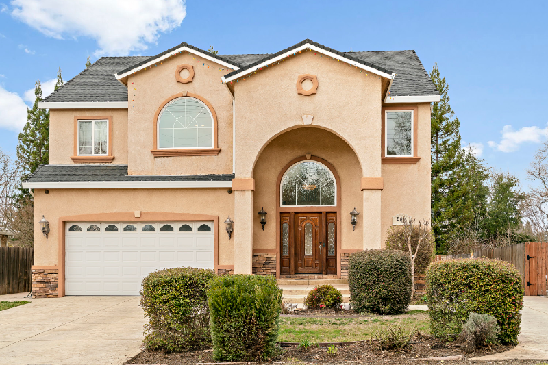 Orangevale House: 8661 Elm Ave