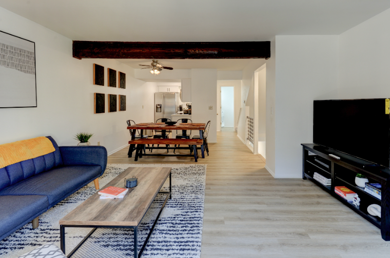 Kansas City Townhome: 2911 Eaton Street