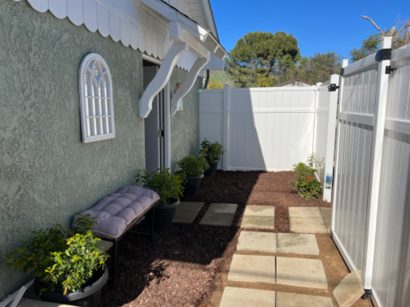 Yucaipa House: 3574 Washington Dr