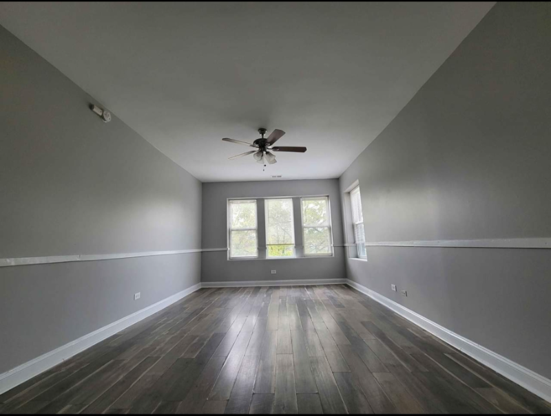 Chicago Apartment: 527 N Homan Ave