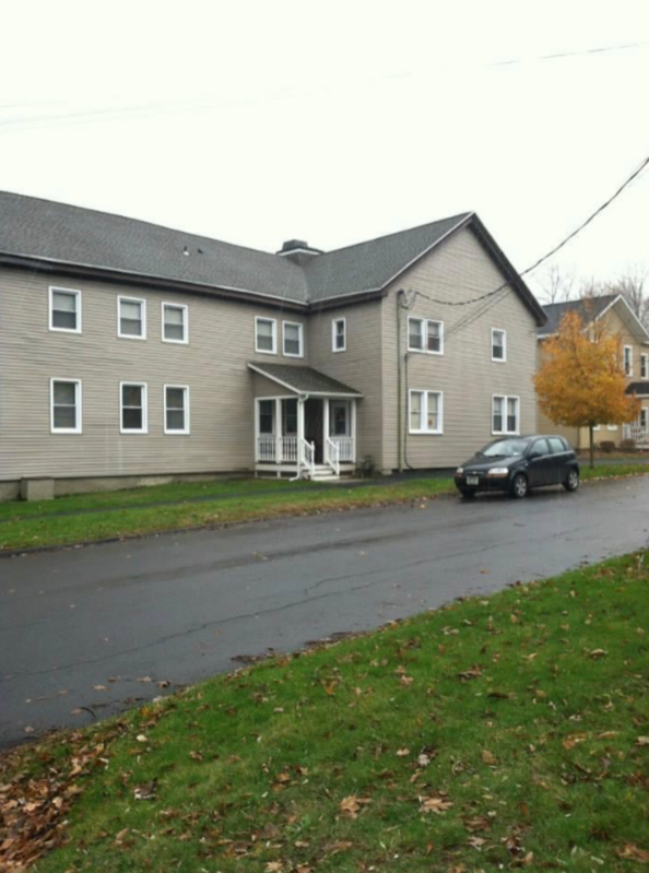 Baldwinsville House: 49 Tappan St