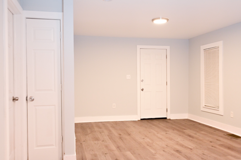 Syracuse House: 107 John St