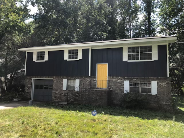 Riverdale House: 416 Valley Court