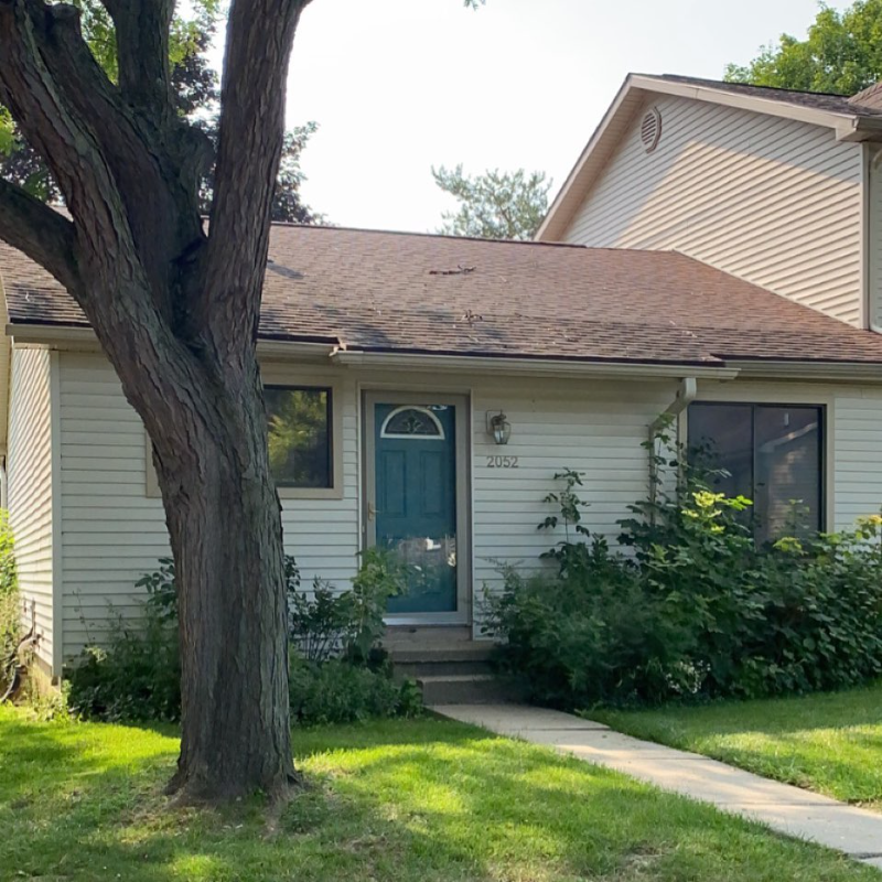 Haslett House: 2052 Blue Lac Drive