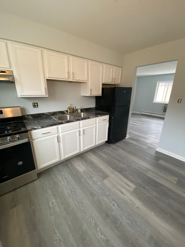 Des Plaines Multiplex: 398 N 3rd Ave