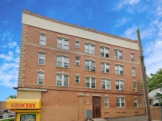 Newark Apartment: 269 280 VERONA AVENUE