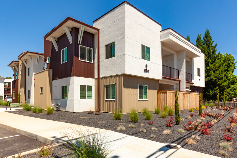 Chico Apartment: 2160 Humbooldt rd 100