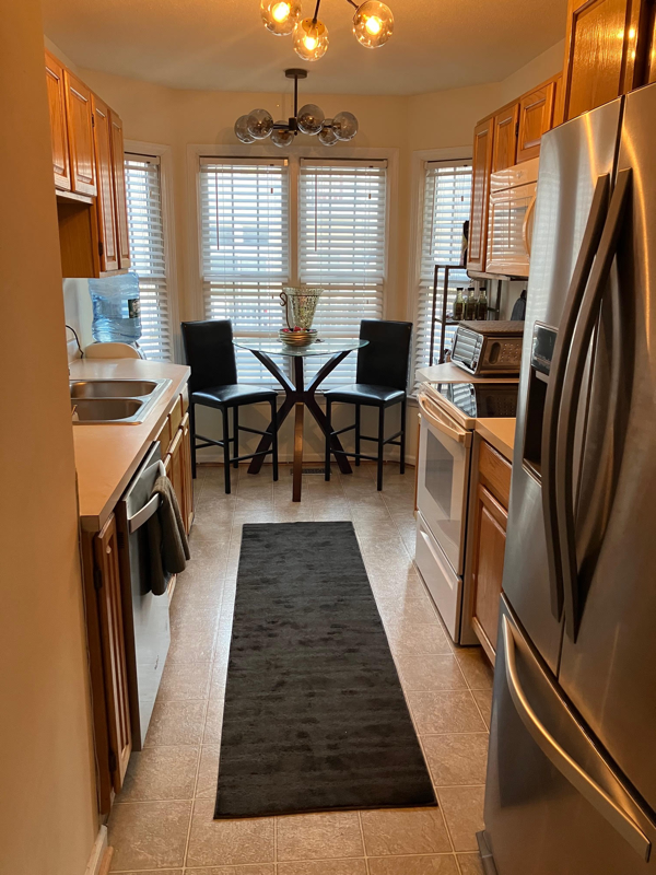 New Haven Townhome: 924 Quinnipiac Ave