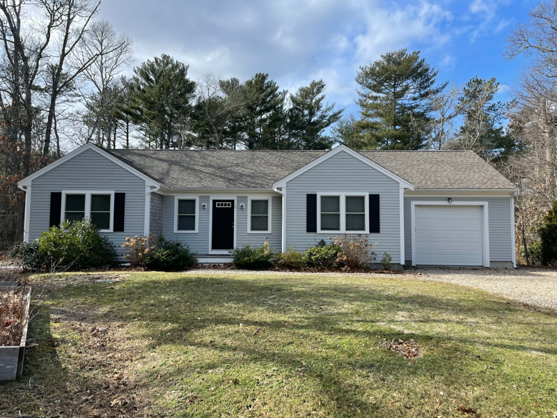 East Falmouth House: 16 Sidewinder Rd