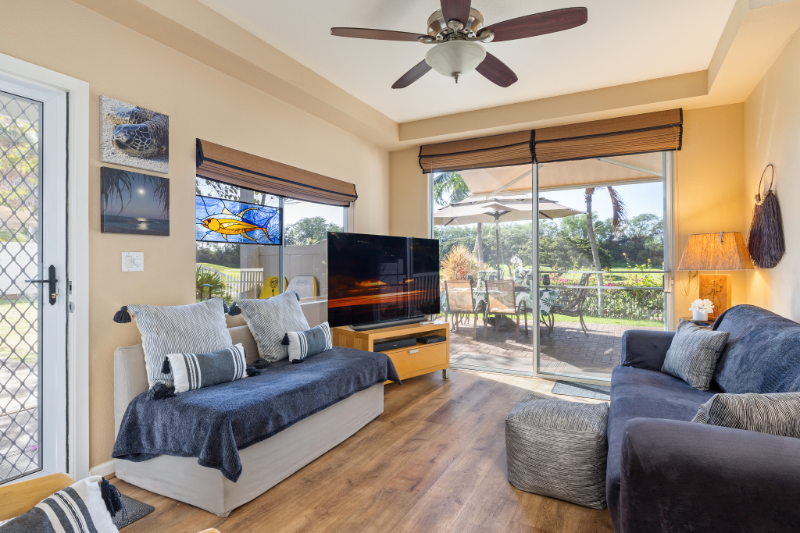 Kapolei Townhome: 92-1517 Aliinui Drive
