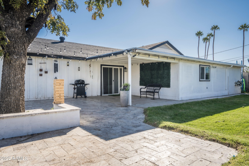 Phoenix House: 7830 N 32nd Dr