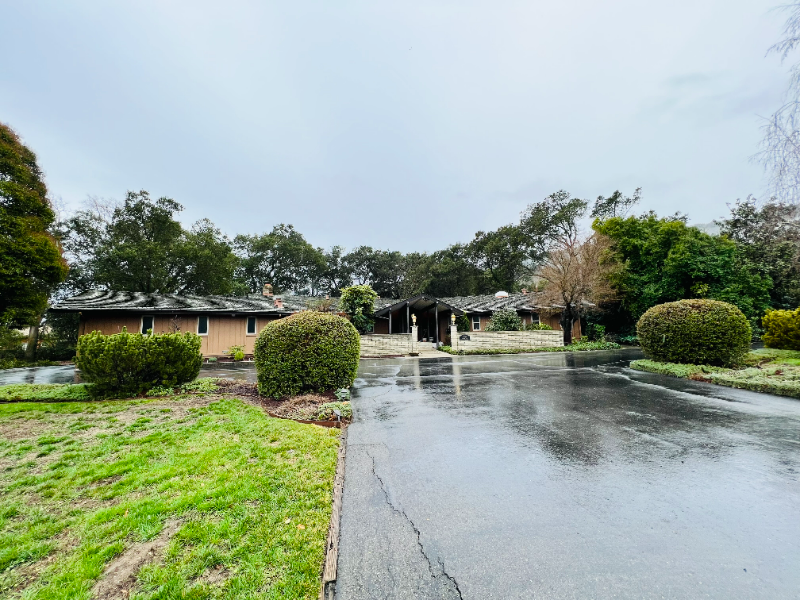Pleasanton House: 7757 Country Ln