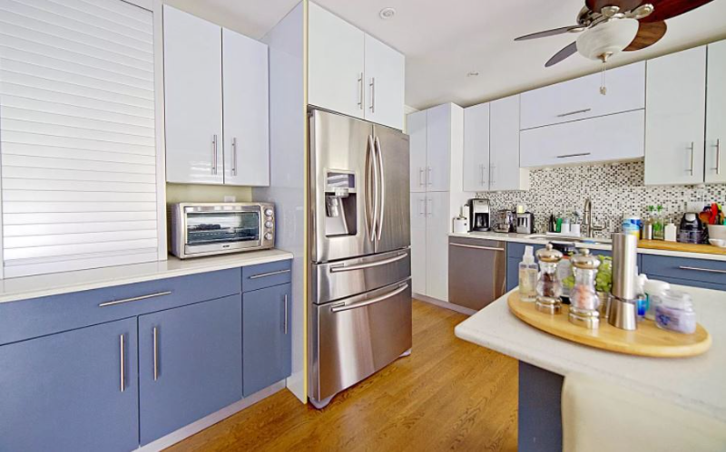 Medford Apartment: 266 Edward Ave