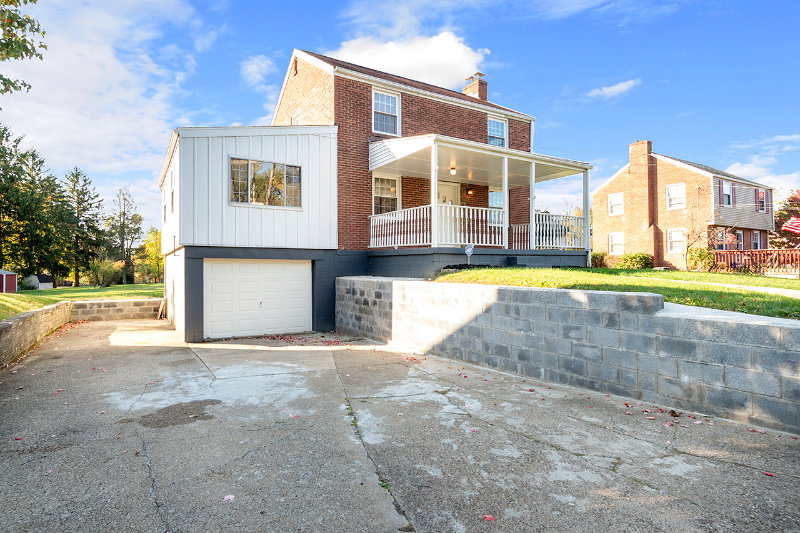 Pittsburgh House: 1180 Duncan ave