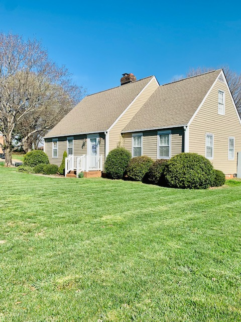 Hickory House: 4801 Kennedy Street